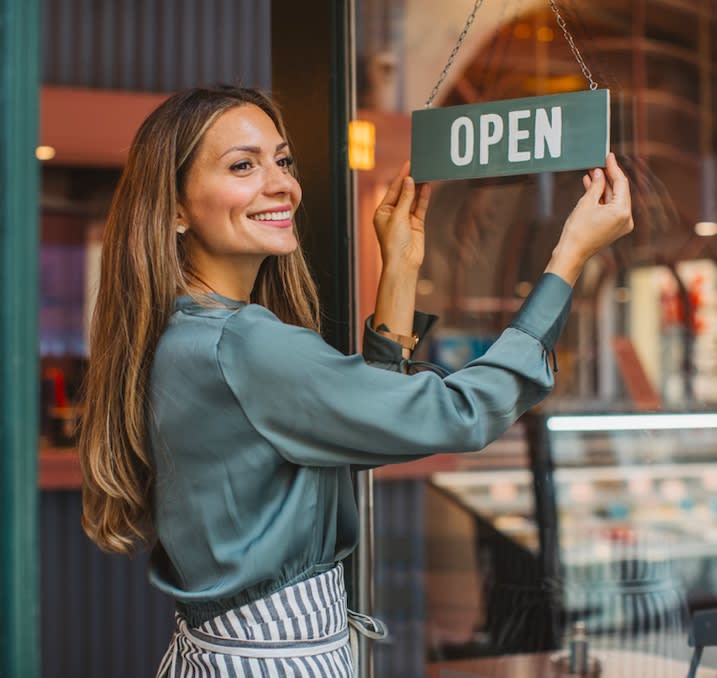 How to Lease a Car Through Your Business