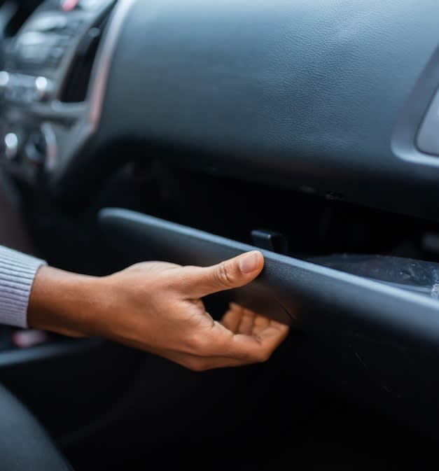 12 Things You Should Have In Your Glove Box